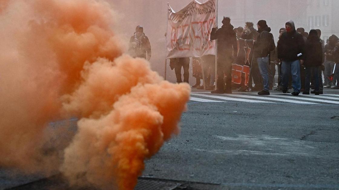 Casapound e antifascisti. Presentati i percorsi alternativi. La decisione lunedì mattina Casapound e antifascisti. Presentati i percorsi alternativi. La decisione lunedì mattina
