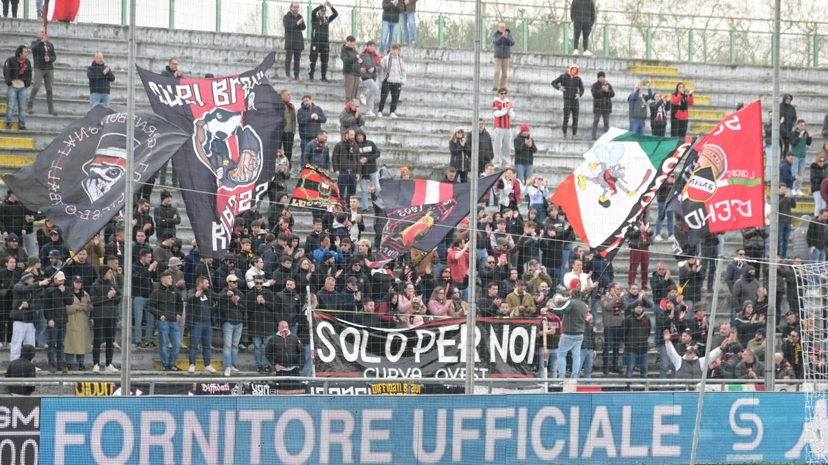 I tifosi sono parecchio disorientati: ma sperano che, alla fine, il caos si risolva