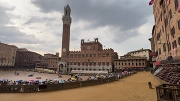 Palio, la diretta: non si corre a causa della pioggia, rinvio a giovedì 3 luglio