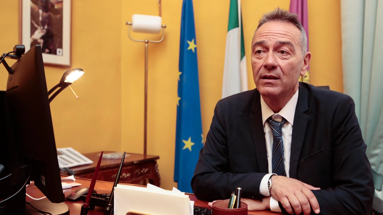 Tutti i numeri delle forze dell’ordine in servizio nel 2024, potenziati i controlli sul territorio Tutti i numeri delle forze dell’ordine in servizio nel 2024, potenziati i controlli sul territorio