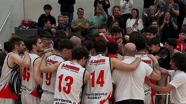 L’abbraccio Lions dopo la vittoria L’abbraccio Lions dopo la vittoria
