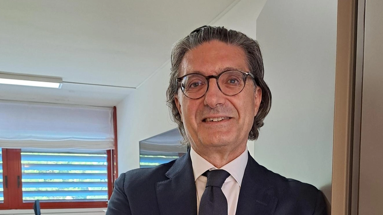 Il nuovo colosso della distribuzione nasce dalla fusione tra Unicoop Tirreno e Coop Centro Italia forte di 780 mila soci, oltre 170 punti vendita tra Toscana, Umbria, Lazio, Marche e Abruzzo . Il nuovo colosso della distribuzione nasce dalla fusione tra Unicoop Tirreno e Coop Centro Italia forte di 780 mila soci, oltre 170 punti vendita tra Toscana, Umbria, Lazio, Marche e Abruzzo .