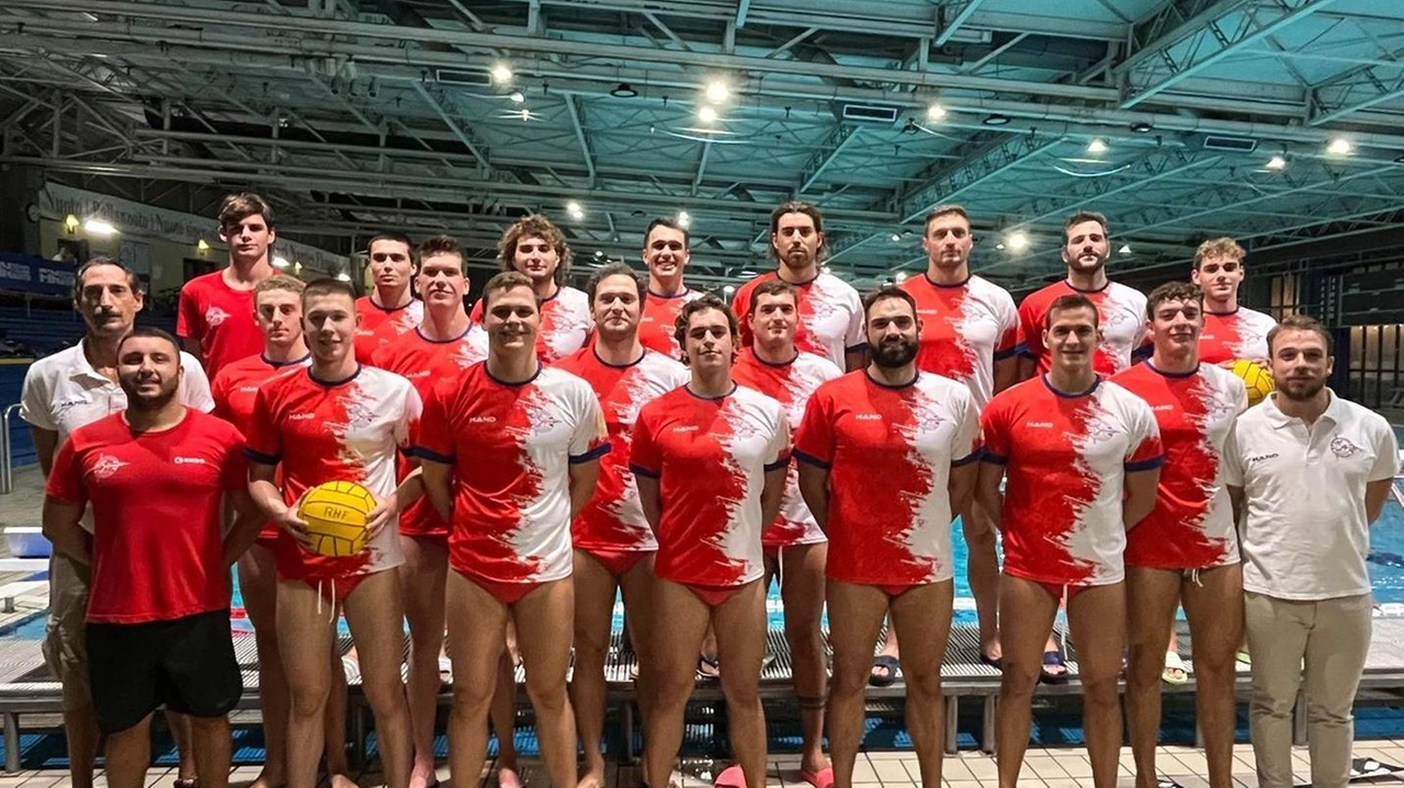 La squadra al completo della Rari Nantes che partecipa al campionato di A1