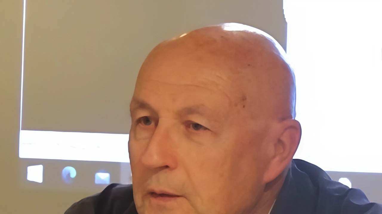 Ecco come nacque il distaccamento “Muccini” di Flavio Bertone e Paolino Ranieri Ecco come nacque il distaccamento “Muccini” di Flavio Bertone e Paolino Ranieri