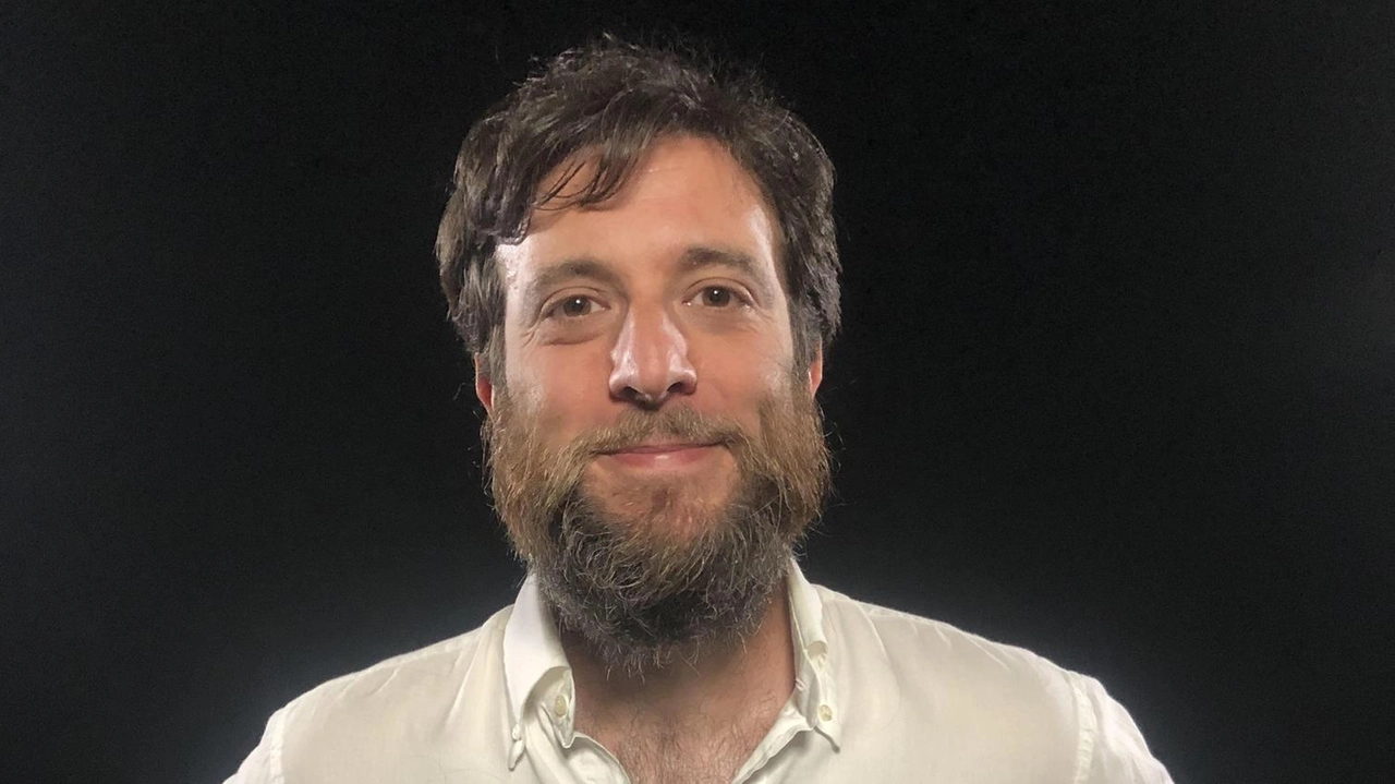Carlo Greppi, storico contemporaneista e autore di saggi sulla storia del Novecento, sarà il direttore scientifico del festival di storia contemporanea di Empoli Carlo Greppi, storico contemporaneista e autore di saggi sulla storia del Novecento, sarà il direttore scientifico del festival di storia contemporanea di Empoli