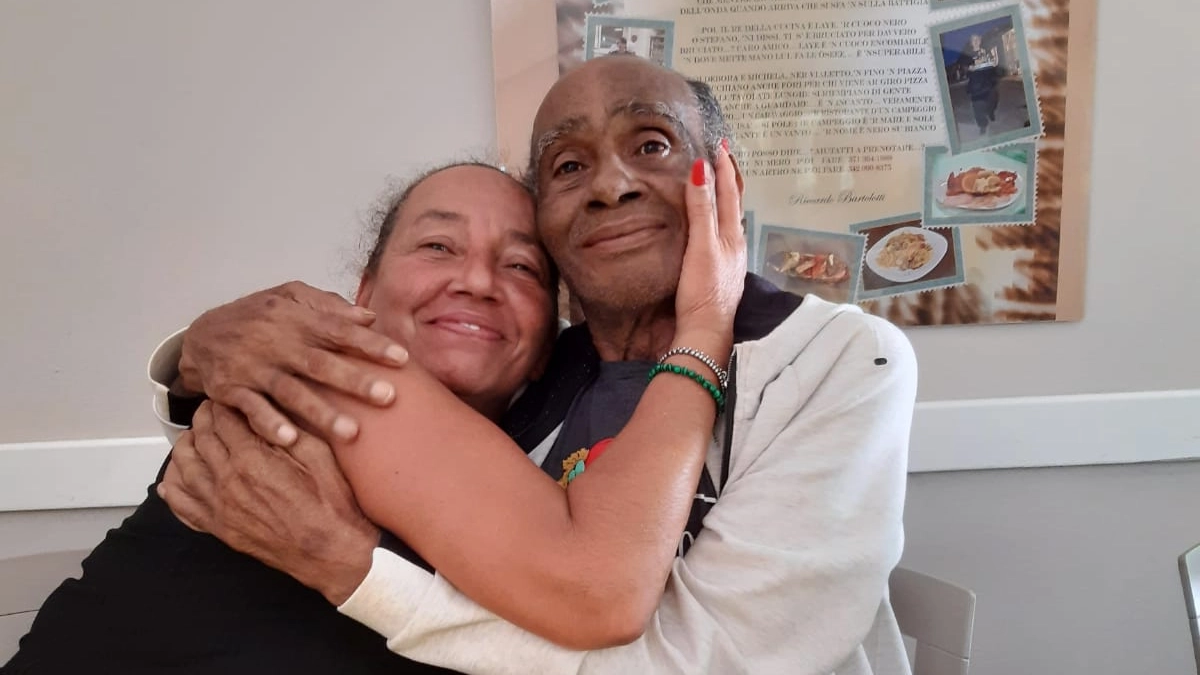 Una bella foto di Cinzia con il suo babbo Mauro Rosati Una bella foto di Cinzia con il suo babbo Mauro Rosati