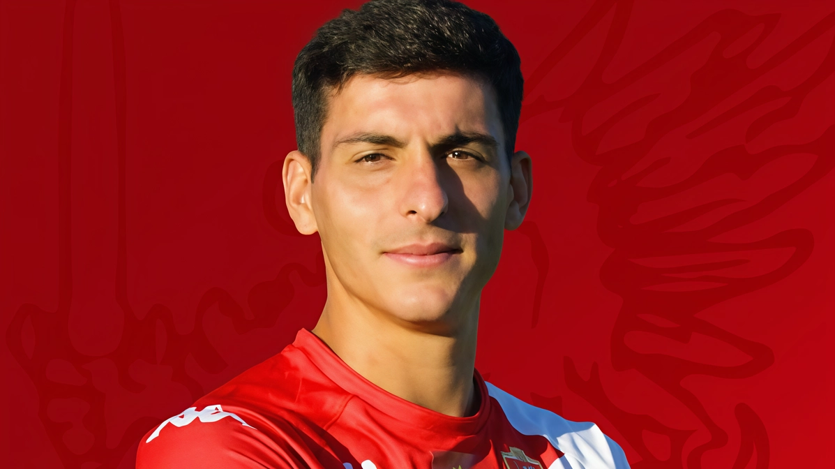 Massimiliano Benocci, classe 1998, ha rinnovato con il Grosseto fino al 2026 Massimiliano Benocci, classe 1998, ha rinnovato con il Grosseto fino al 2026
