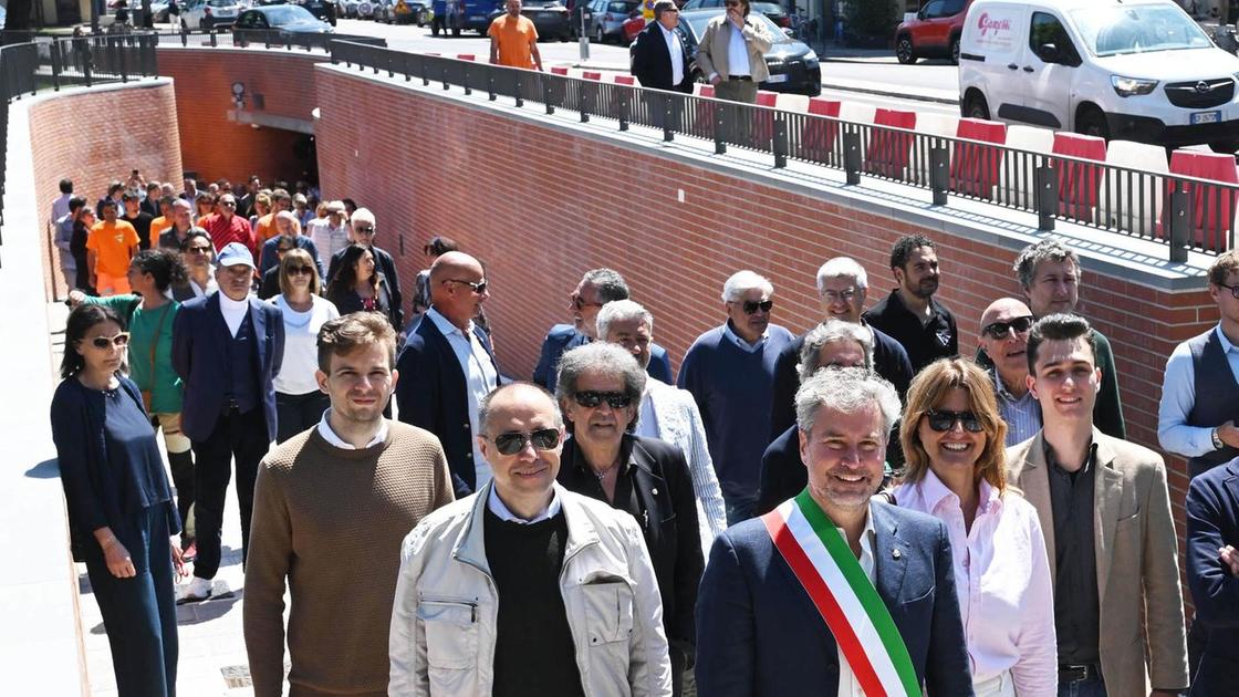 Inaugurato il sottopasso. Dalla stazione si attraversa in sicurezza e in “musica“ Inaugurato il sottopasso. Dalla stazione si attraversa in sicurezza e in “musica“
