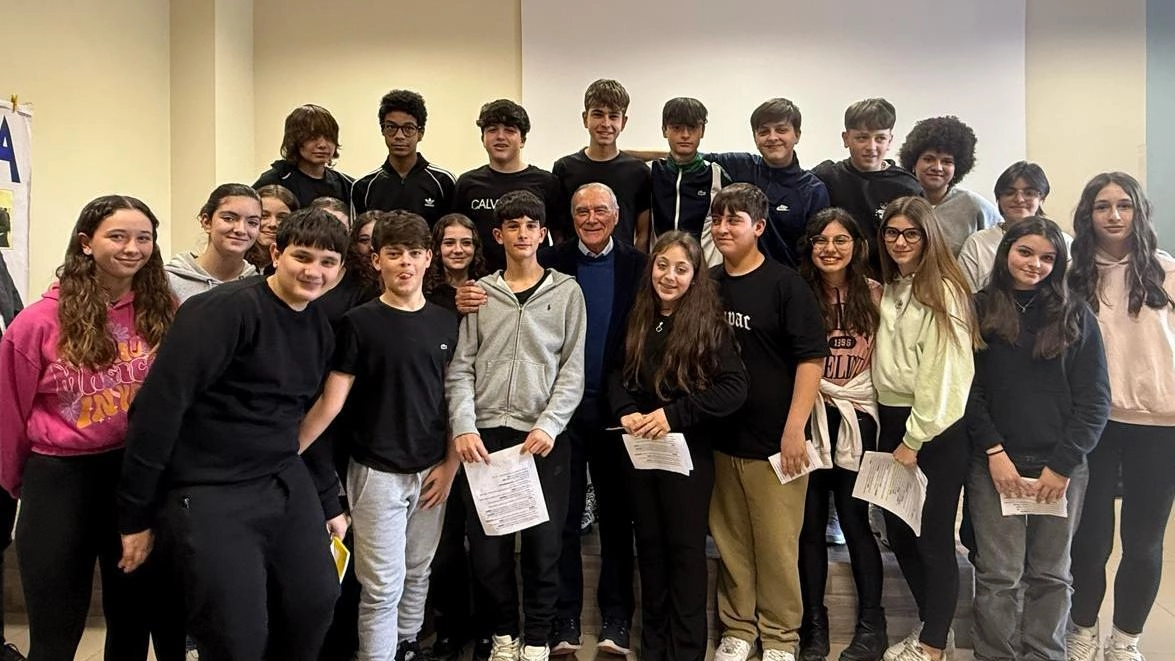 Il nostro incontro con Pietro Grasso a scuola il 10 marzo 2025