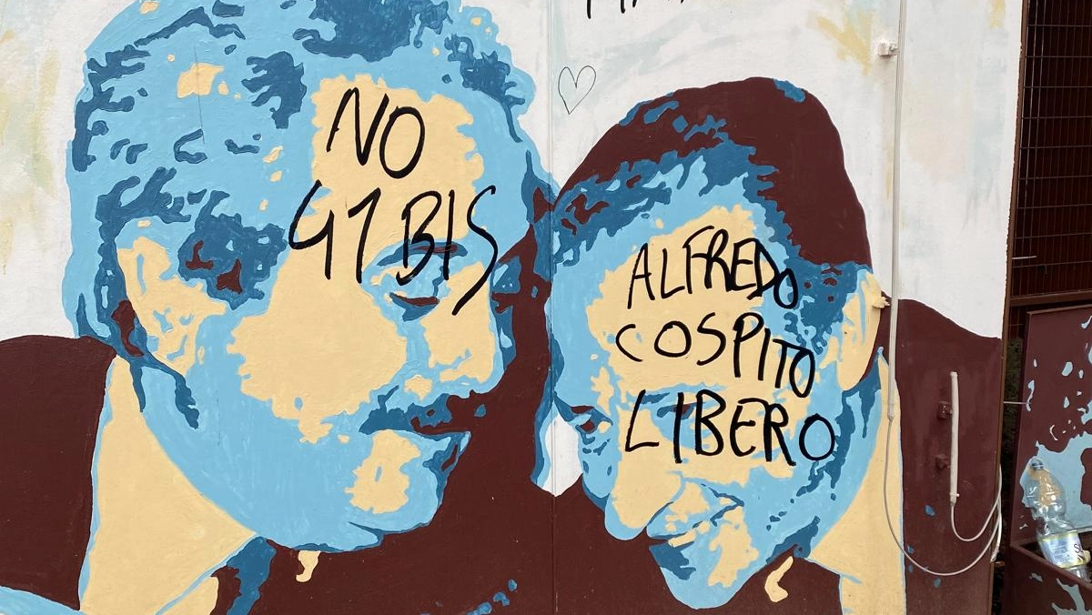 Pisa, vandalizzata "L'Edicola della Legalità"