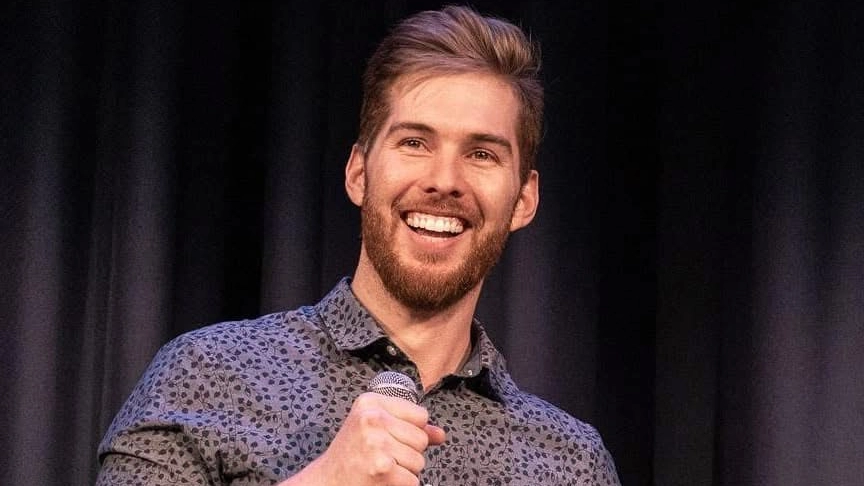 Steve Settanni, in arte Steve Spuntino, il giovane americano che ha successo negli Usa imitando Paolo Ruffini Steve Settanni, in arte Steve Spuntino, il giovane americano che ha successo negli Usa imitando Paolo Ruffini