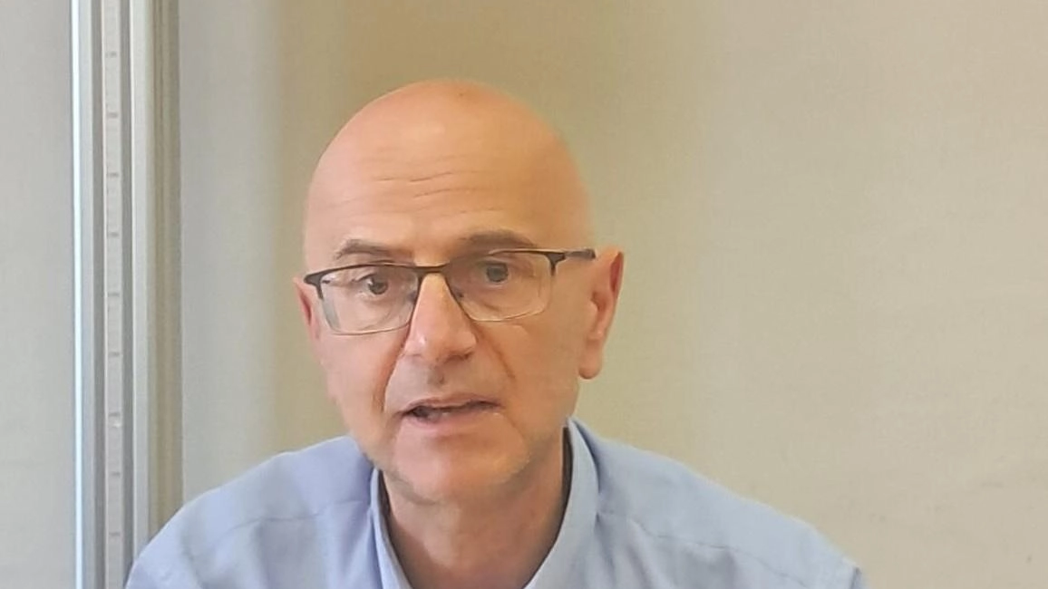 Il Presidente della Provincia, Luca Marmo, ha espresso la sua soddisfazione per la manovra approvata: «Si tratta di interventi concreti, mirati a rispondere con efficacia alle esigenze più urgenti del territorio» Il Presidente della Provincia, Luca Marmo, ha espresso la sua soddisfazione per la manovra approvata: «Si tratta di interventi concreti, mirati a rispondere con efficacia alle esigenze più urgenti del territorio»