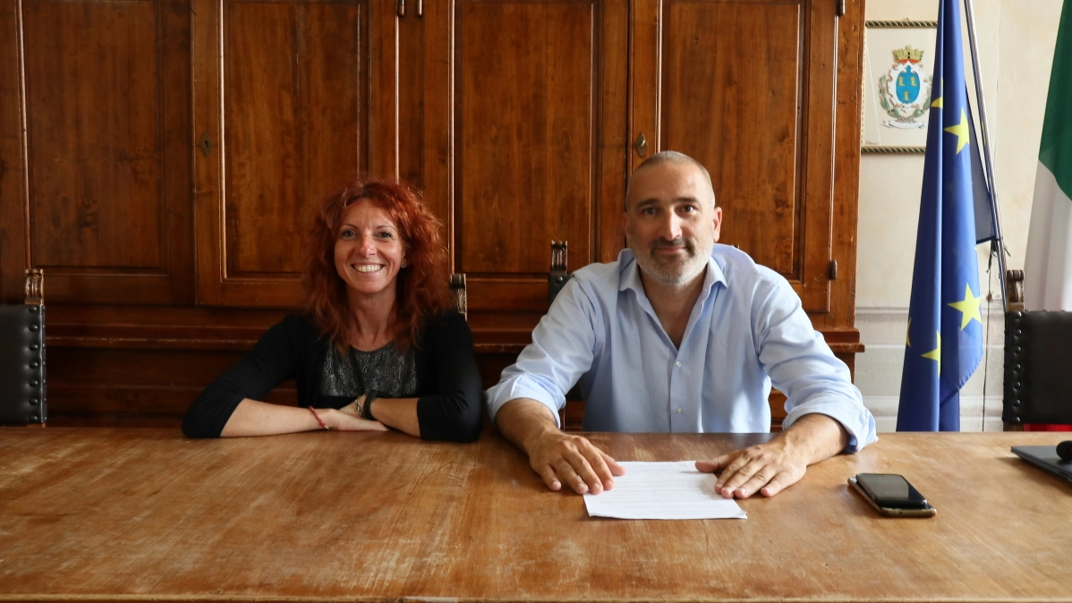 L'assessora Ricotta e il sindaco Ghimenti L'assessora Ricotta e il sindaco Ghimenti