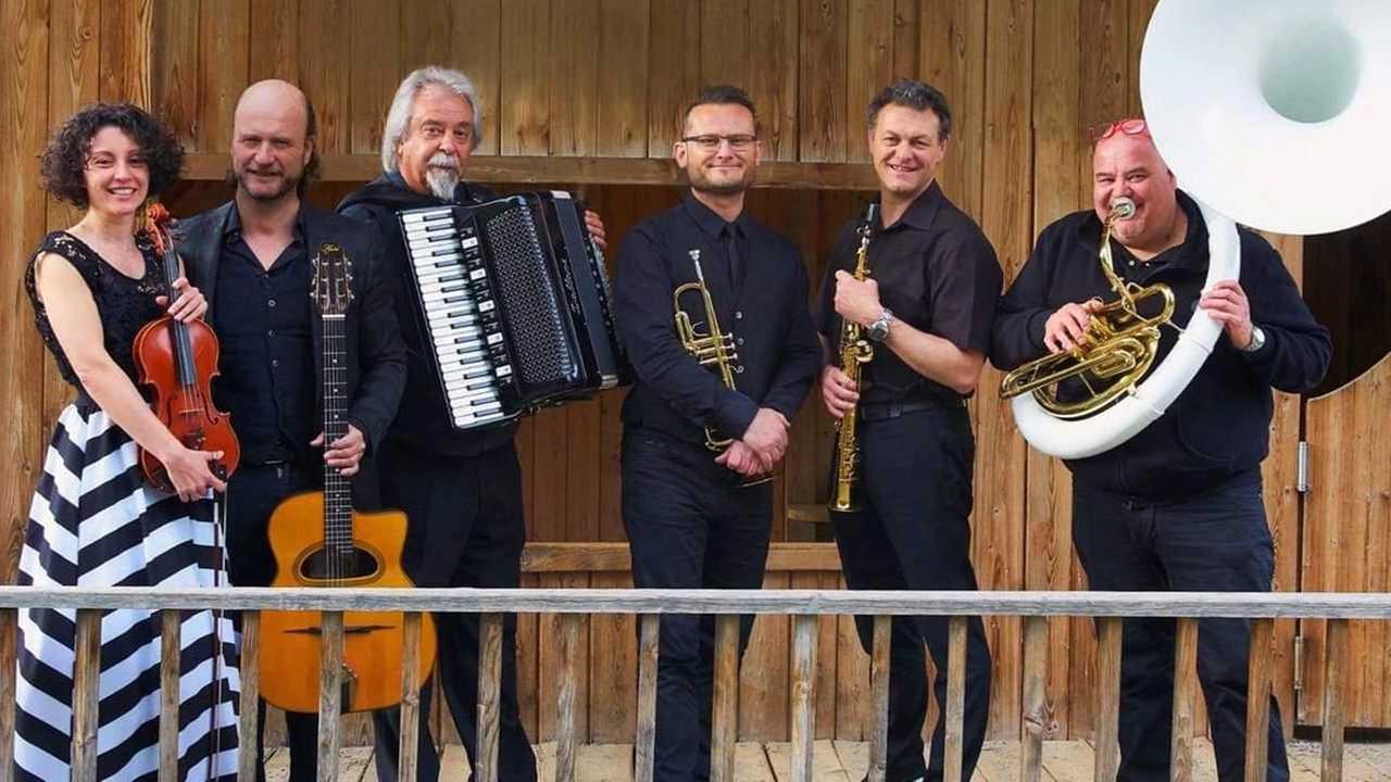 La Ziganoff Jazzmer band questa sera al Levanto Musica Festival Amfiteatrof insieme a Kalman Balogh La Ziganoff Jazzmer band questa sera al Levanto Musica Festival Amfiteatrof insieme a Kalman Balogh