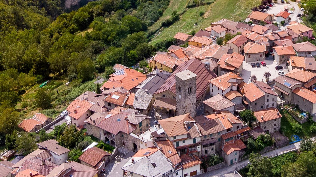 Previsto un importante investimento per rilanciare il territorio di Careggine Si parla di una cifra complessiva superiore al milione di euro (Foto Borghesi) Previsto un importante investimento per rilanciare il territorio di Careggine Si parla di una cifra complessiva superiore al milione di euro (Foto Borghesi)