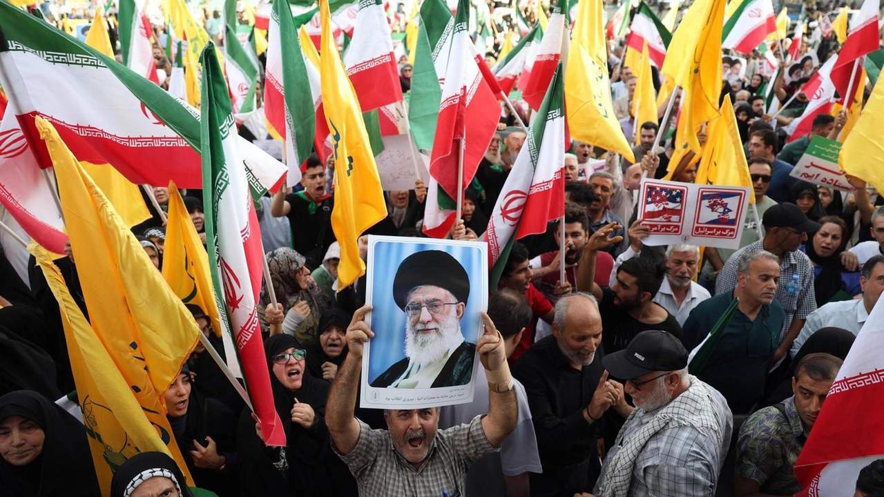 È probabile che Regno Unito, Francia e Germania avviino domani il processo di ripristino delle sanzioni Onu all'Iran, ma sperano... È probabile che Regno Unito, Francia e Germania avviino domani il processo di ripristino delle sanzioni Onu all'Iran, ma sperano...