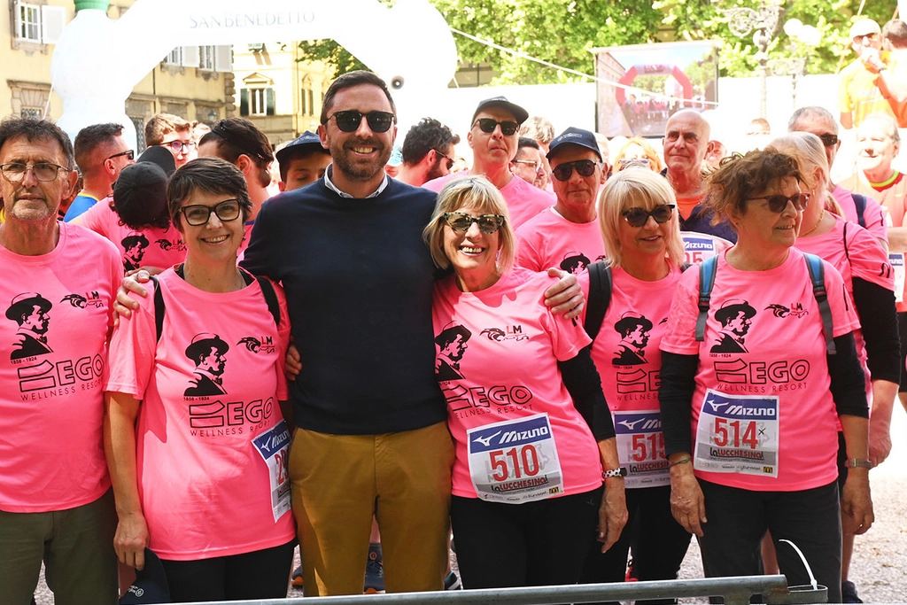 Tutto pronto per l'arrivo del Giro a Lucca