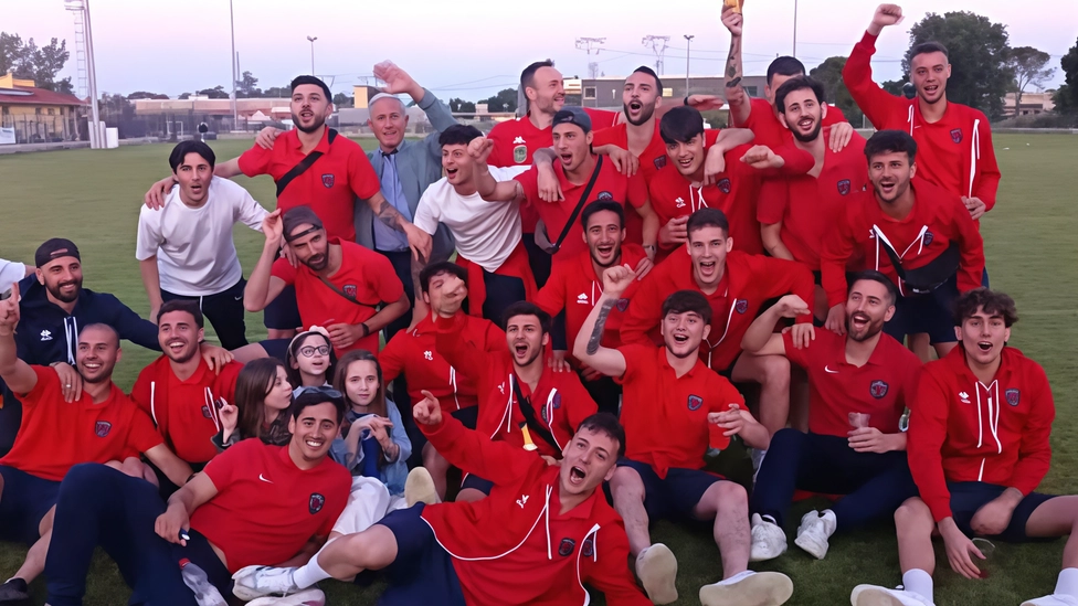 Il ds Pomponio: "La rosa è praticamente pronta".. Il 14 agosto dovrebbe essere. ufficializzato il girone. Il ds Pomponio: "La rosa è praticamente pronta".. Il 14 agosto dovrebbe essere. ufficializzato il girone.
