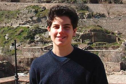 https://www.lanazione.it/image-service/view/acePublic/alias/contentid/YTk3YTQ3YzctYWExOC00/0/carlo-acutis-sara-santo-per-volere-di-papa-francesco-il-giovane-morto-a-15-anni-per-una-leucemia-e-definito-anche-il-patrono-di-internet-per-la-sua-passione-per-l-informatica.jpeg?f=1.90:1&w=1200