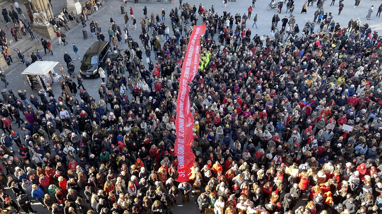 La manifestazione dell’anno scorso in piazza della Signoria (Foto Marco Mori/New Press Photo)