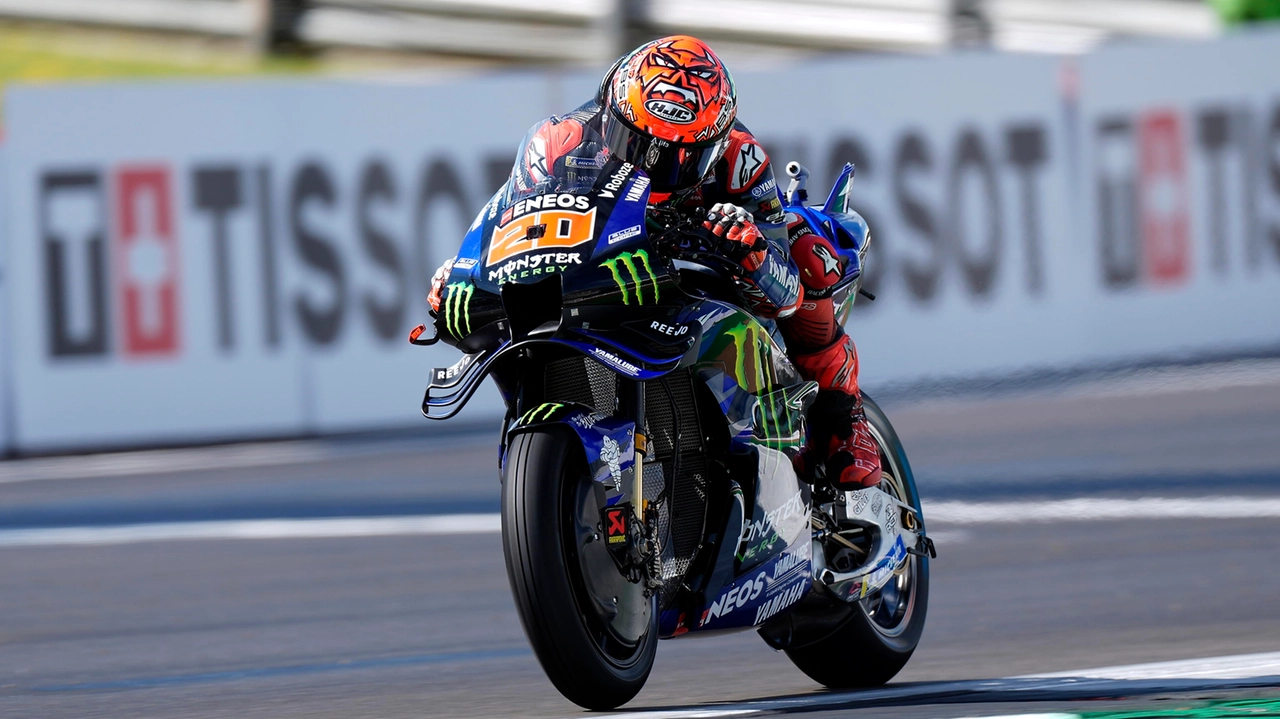Moto Gp Assen, Quartararo il più veloce al venerdì. Quinto Bagnaia. Marquez cade due volte