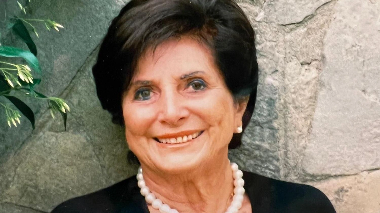 Maria Luisa Ceccarelli ha segnato, insieme alla sua famiglia, un importante e fiorente periodo per il settore della moda empolese Maria Luisa Ceccarelli ha segnato, insieme alla sua famiglia, un importante e fiorente periodo per il settore della moda empolese