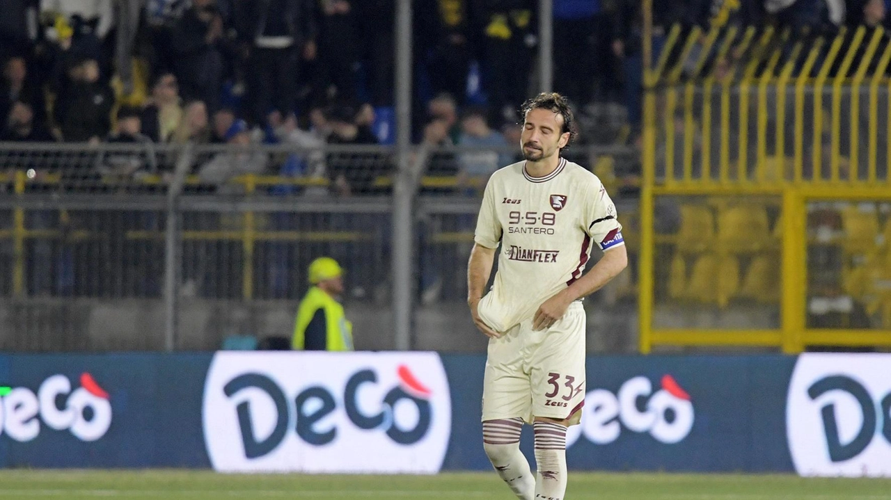 Il difensore Gina Marco Ferrari Il difensore Gina Marco Ferrari