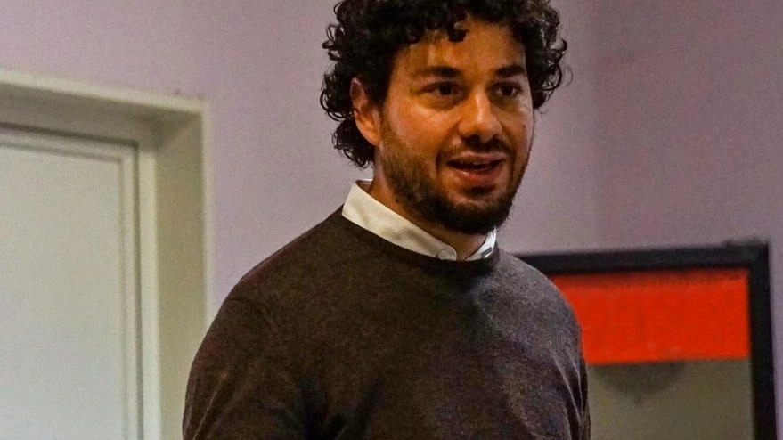 Il sindaco di Uzzano Dino Cordio ha definito storico il risultato ottenuto dal Comune che è riuscito a ottenere dalla Regione un finanziamento da mezzo milione per rimettere a nuovo un tratto di via Aldo Moro Il sindaco di Uzzano Dino Cordio ha definito storico il risultato ottenuto dal Comune che è riuscito a ottenere dalla Regione un finanziamento da mezzo milione per rimettere a nuovo un tratto di via Aldo Moro