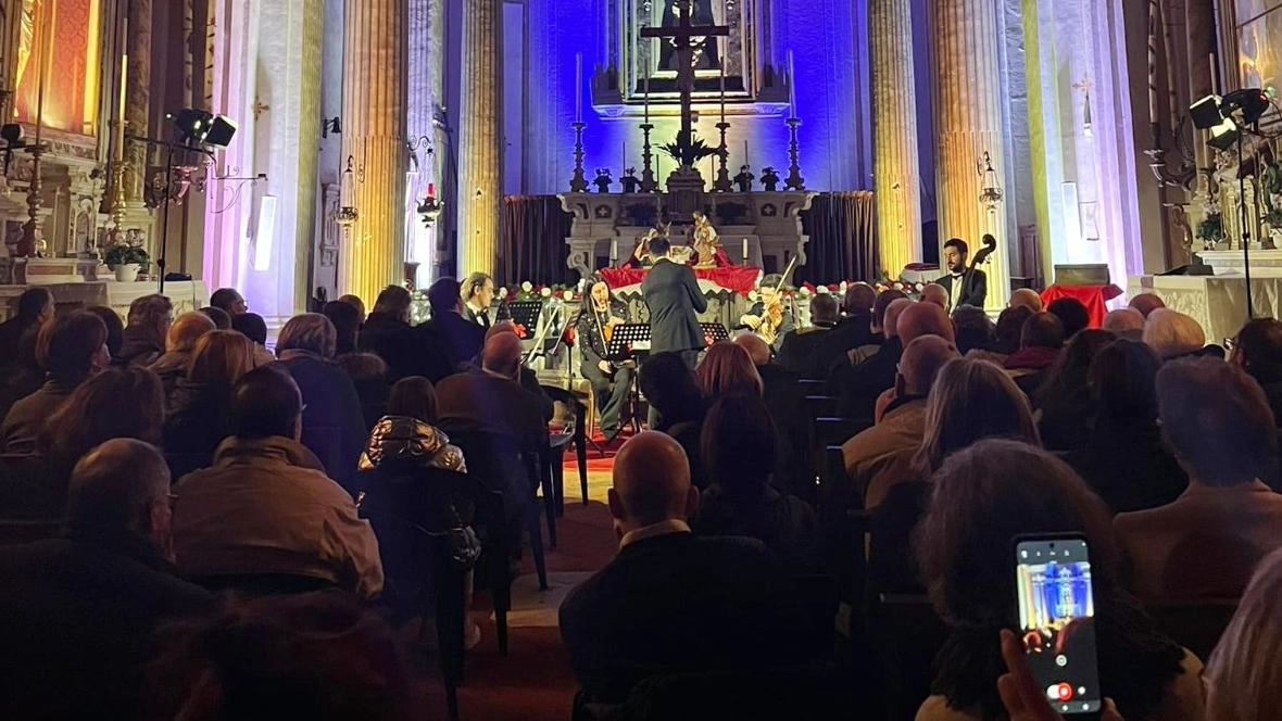 Una passata edizione del Concerto per l’Ultimo dell’Anno a Castiglione di Garfagnana (foto Borghesi) Una passata edizione del Concerto per l’Ultimo dell’Anno a Castiglione di Garfagnana (foto Borghesi)