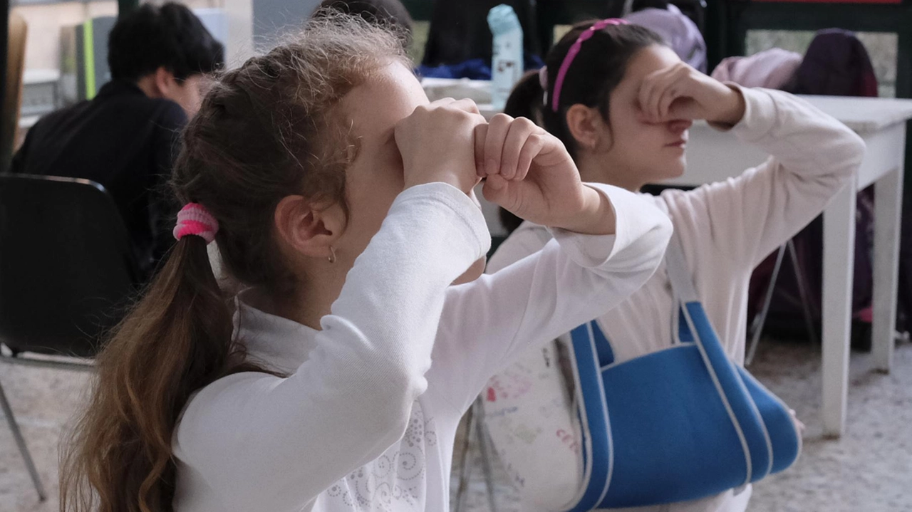 Un momento del laboratorio teatrale per i bambini nel centro giovanile di Mulazzo Un momento del laboratorio teatrale per i bambini nel centro giovanile di Mulazzo