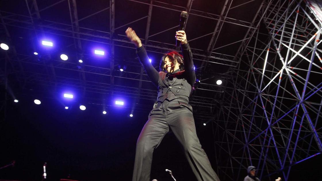 concerto di giusy ferreri al franchi bufera sui costi dell evento il comune deve fare chiarezza 