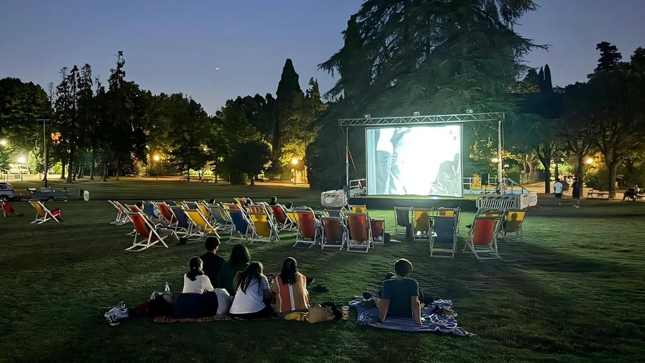Tra le attrazioni, anche il cinema all’aperto che proporrà film dedicati al tema della natura, ma anche pellicole per i piccoli Tra le attrazioni, anche il cinema all’aperto che proporrà film dedicati al tema della natura, ma anche pellicole per i piccoli