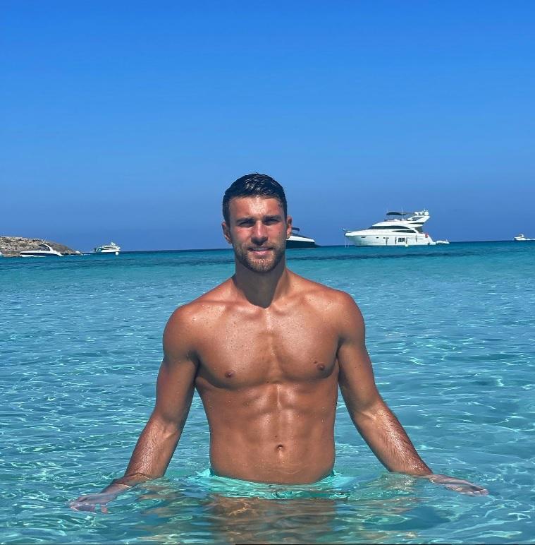 Temptation Island, dal calcio alla tv. Flavio alla corte di Maria De Filippi