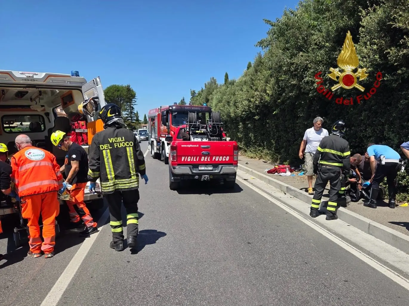 Cortona, grave incidente a Tavarnelle: scontro moto-auto, 37enne portato in ospedale