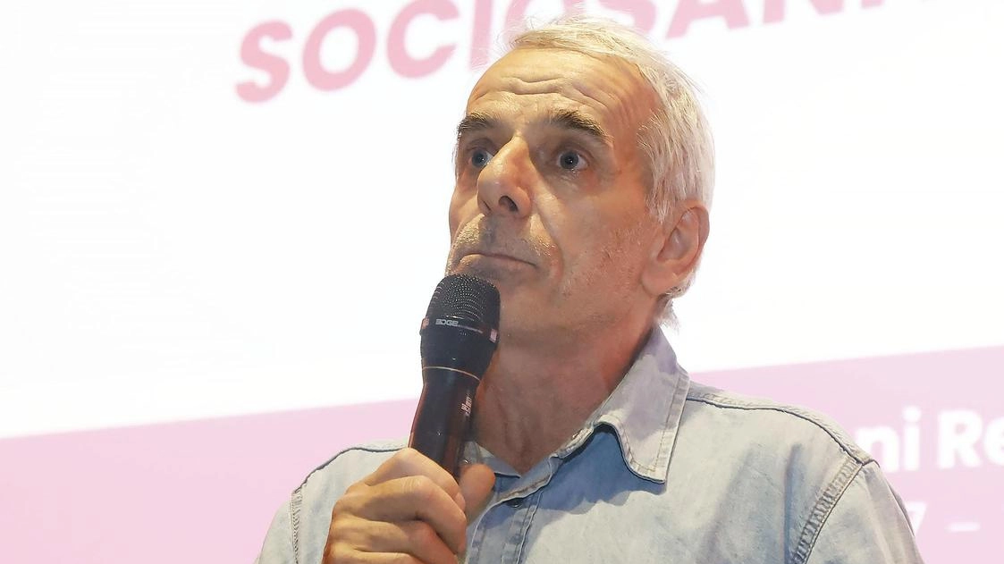 Denuncia di carenza di personale sanitario: solo 4 assunzioni previste su 18 candidati per rianimatori. Situazione critica con rianimazione chiusa a Sarzana e carenza di anestesisti. Denuncia di carenza di personale sanitario: solo 4 assunzioni previste su 18 candidati per rianimatori. Situazione critica con rianimazione chiusa a Sarzana e carenza di anestesisti.