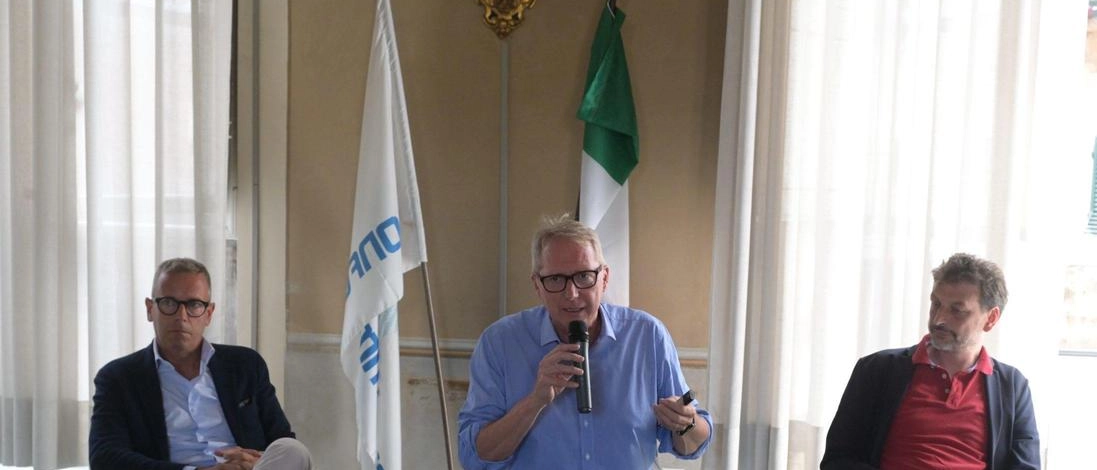 Il commercio lucchese al bivio : "Rischio desertificazione. Puntiamo su identità e servizi"