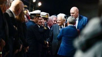 Mattarella a Livorno, consegna della nave Trieste e giuramento degli allievi dell’Accademia