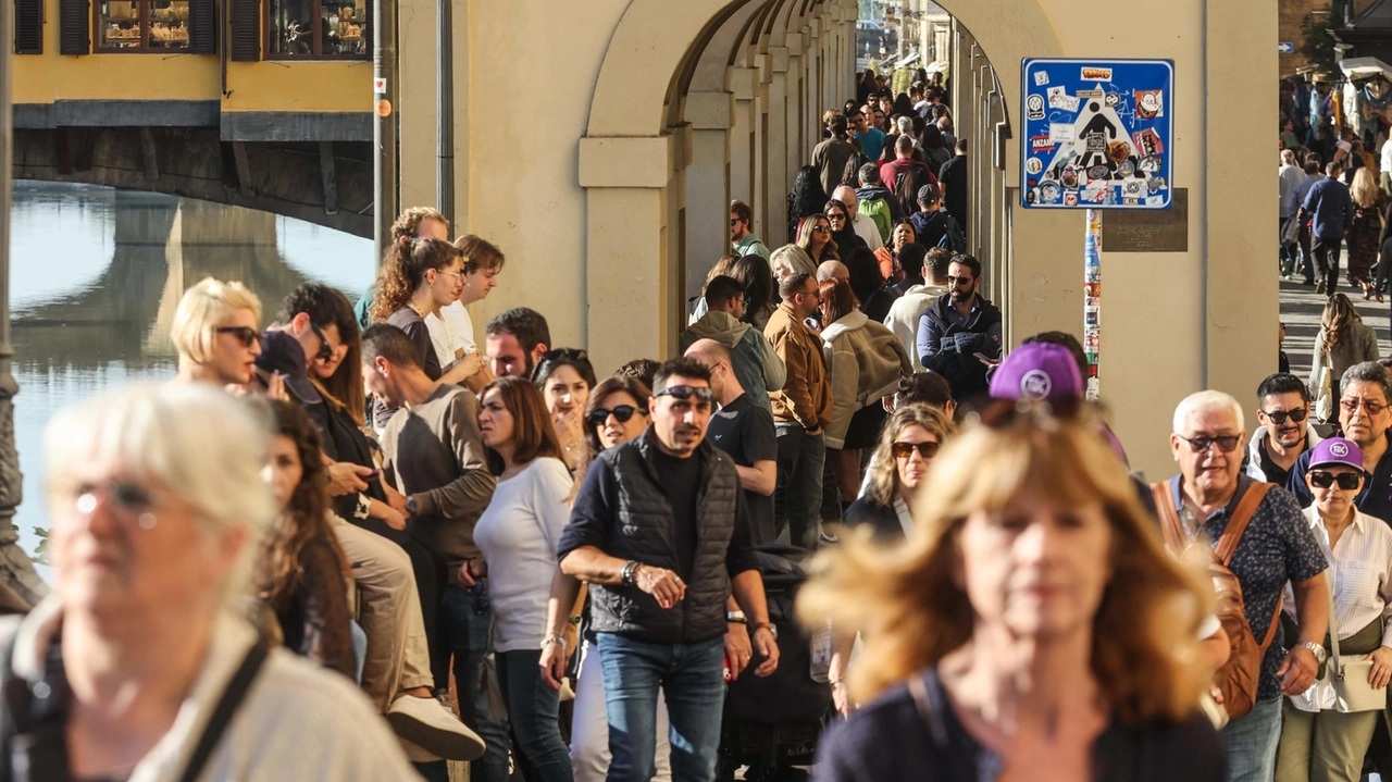 La sindaca invoca maggiori margini di manovra per arginare i flussi. Gelo della ministra: "Non capisco di che parla". E Giani: "Mai numero chiuso". La sindaca invoca maggiori margini di manovra per arginare i flussi. Gelo della ministra: "Non capisco di che parla". E Giani: "Mai numero chiuso".