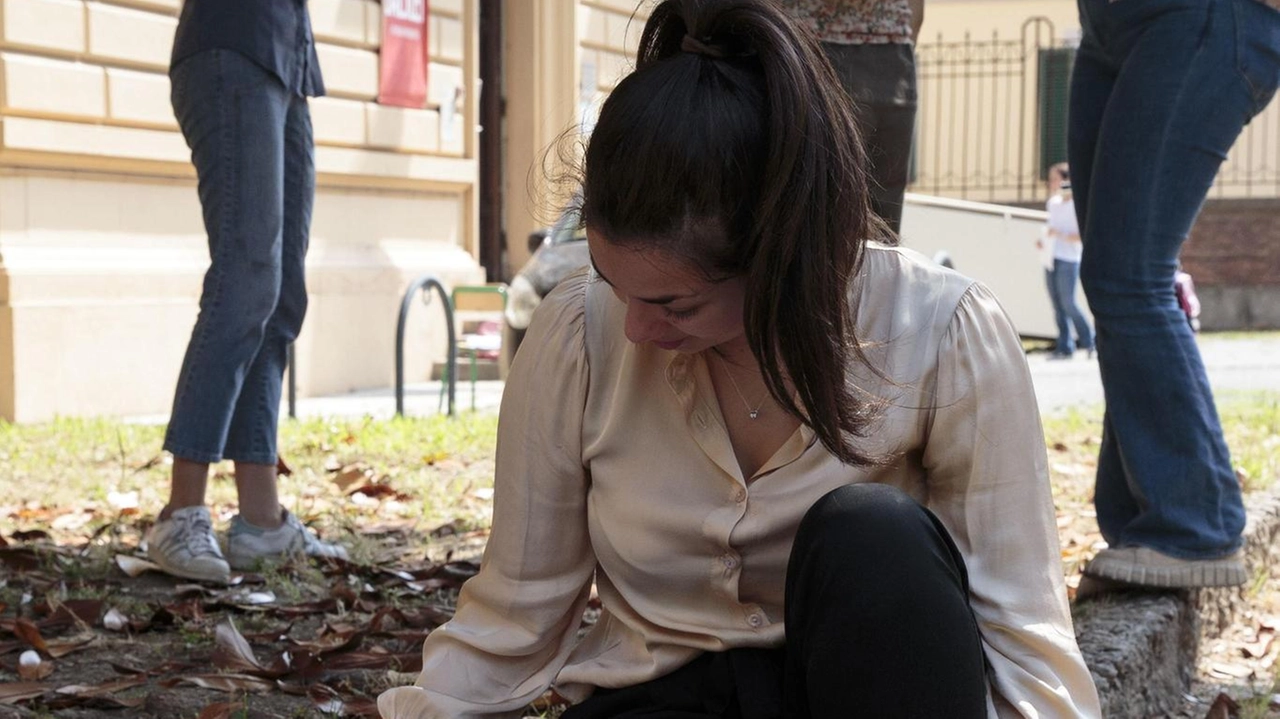Lo psichiatra Andrea Fagiolini svela dubbi e speranze dei ragazzi alla vigilia dell’inizio dei colloqui orali: "Mio padre, sorridendo, disse che alla peggio avrei perso solo un anno dei tanti che mi rimanevano". Lo psichiatra Andrea Fagiolini svela dubbi e speranze dei ragazzi alla vigilia dell’inizio dei colloqui orali: "Mio padre, sorridendo, disse che alla peggio avrei perso solo un anno dei tanti che mi rimanevano".