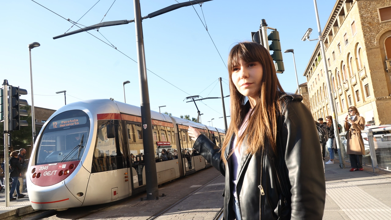 I pali della tramvia alla stazione Santa Maria Novella
