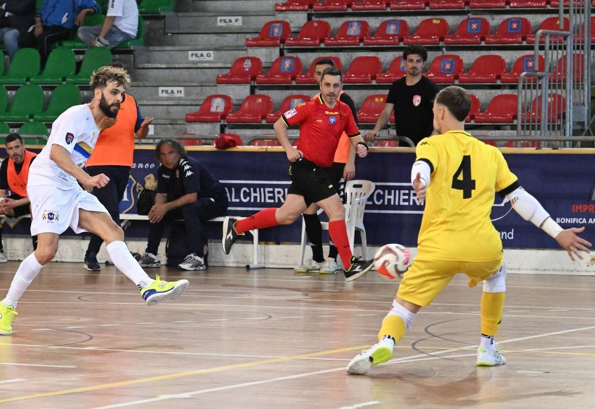 https://www.lanazione.it/image-service/view/acePublic/alias/contentid/YWFjMDcyZWItMDQ4MS00/0/la-serie-a2-parte-con-limolese-le-ragazze-della-b-debuttano-a-pisa.jpeg?f=1.91:1&w=1200