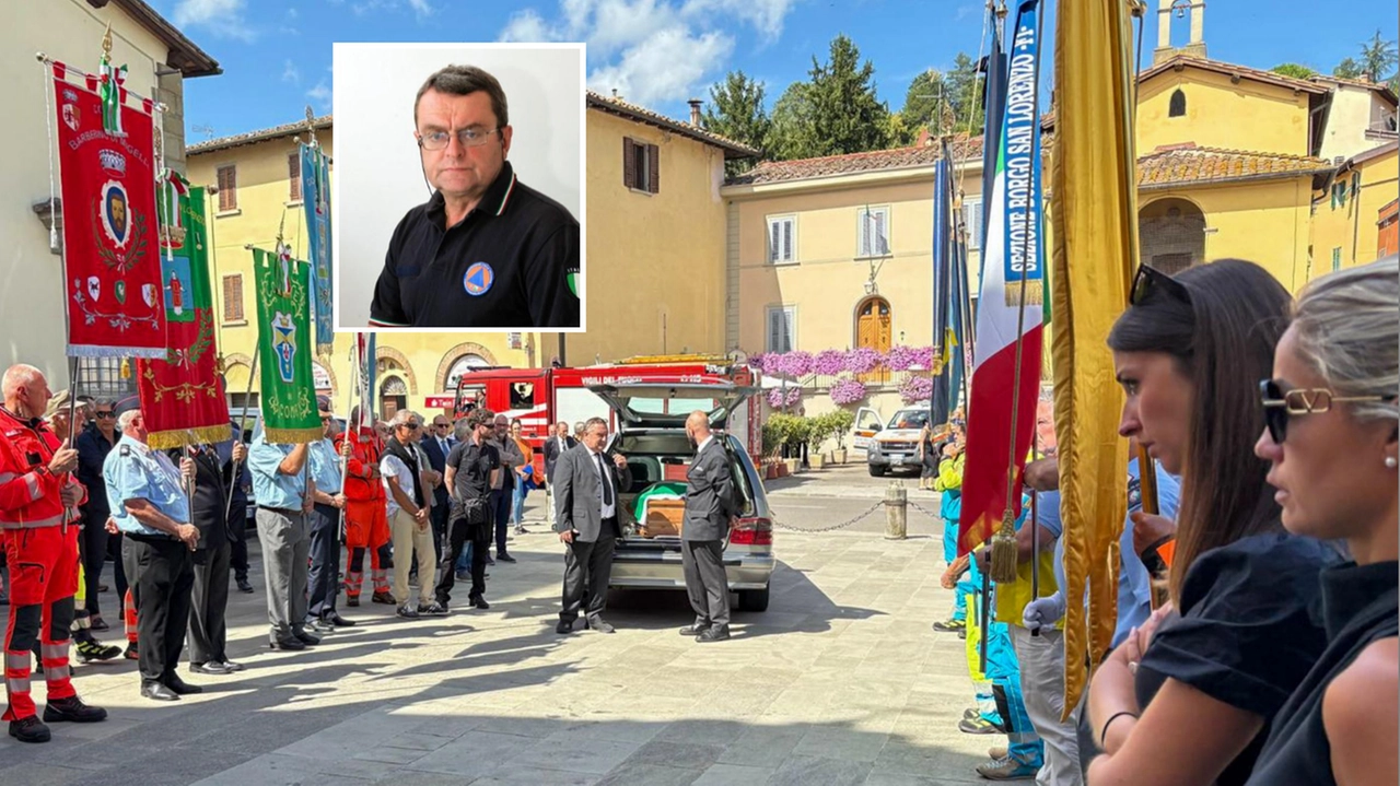 I funerali di Girolamo Bartoloni (nella foto nel riquadro) a San Piero a Sieve (Foto Germogli) I funerali di Girolamo Bartoloni (nella foto nel riquadro) a San Piero a Sieve (Foto Germogli)