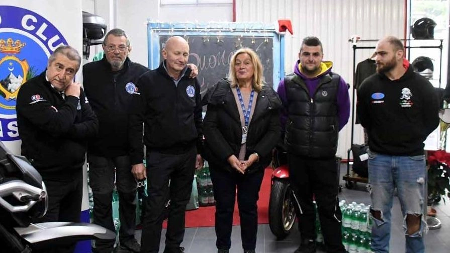 La presentazione dell’iniziativa alla concessionaria Guzzi di Giuseppe Aldovardi La presentazione dell’iniziativa alla concessionaria Guzzi di Giuseppe Aldovardi