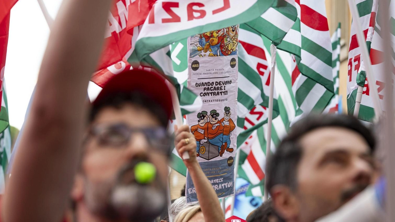 Proclamato uno sciopero per l’intera giornata di sabato 8 marzo dai sindacati Slai Cobas, Cub Sanità, Fp Cgil, Usi-Cit e... Proclamato uno sciopero per l’intera giornata di sabato 8 marzo dai sindacati Slai Cobas, Cub Sanità, Fp Cgil, Usi-Cit e...