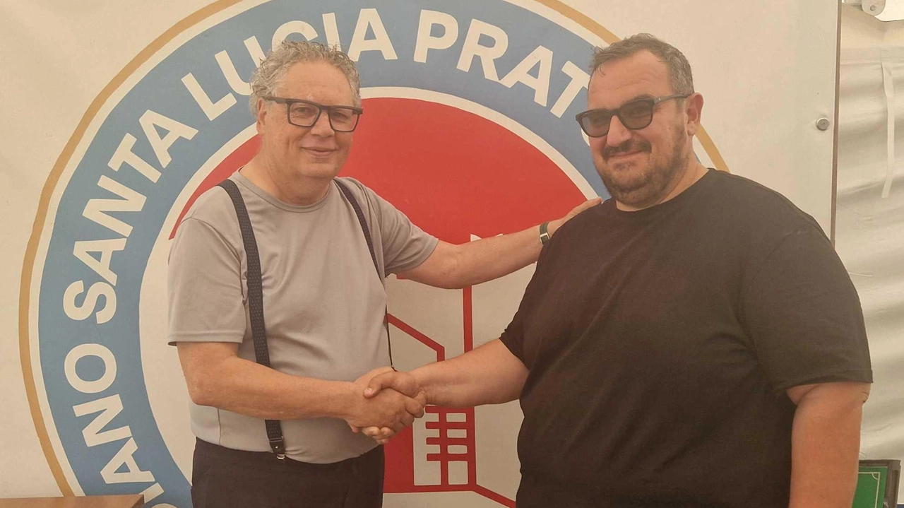 Il presidente Macrì dà il benevenuto a. Cammelli Il presidente Macrì dà il benevenuto a. Cammelli