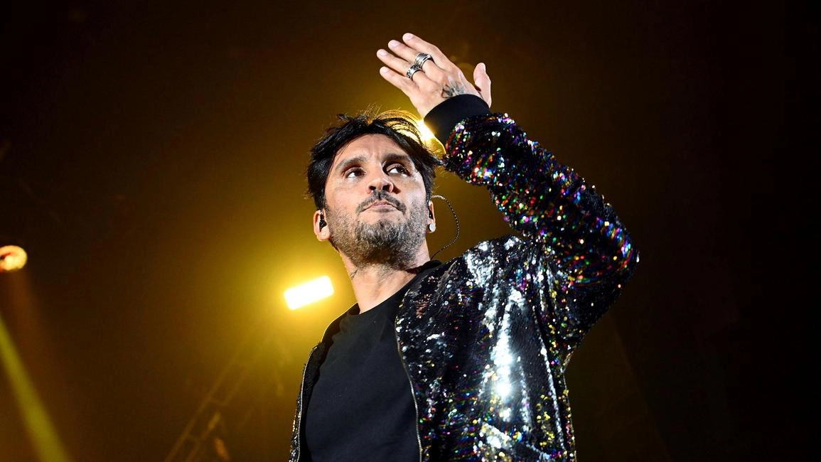 Fabrizio Moro è in concerto stasera alle 21 al parco Enzo Milani con il suo “Una vita intera Tour 2024“ nell’anteprima del Festival Fabrizio Moro è in concerto stasera alle 21 al parco Enzo Milani con il suo “Una vita intera Tour 2024“ nell’anteprima del Festival