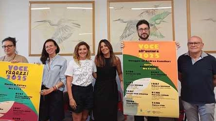 Gli organizzatori della rassegna letteraria Gli organizzatori della rassegna letteraria