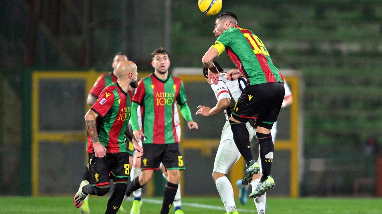 Dopo la vittoria con il Gubbio, la Ternana cade di misura a Pineto Dopo la vittoria con il Gubbio, la Ternana cade di misura a Pineto