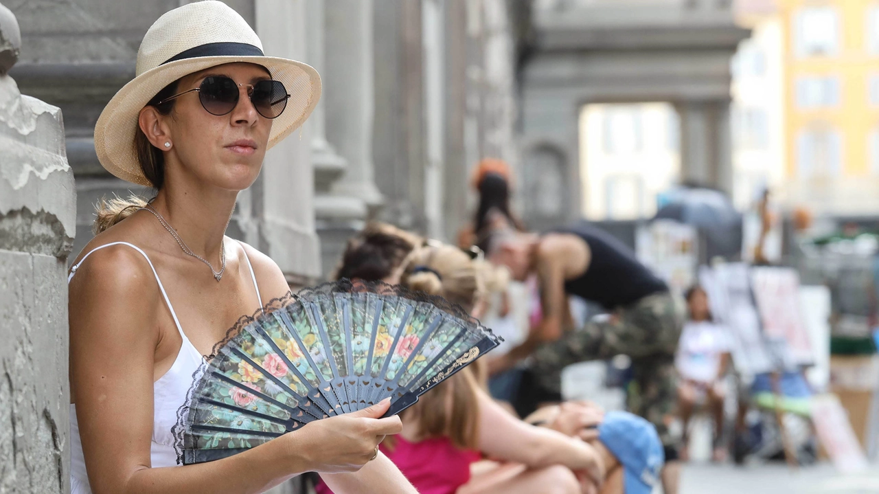 Come nel deserto: Firenze arriva a 40 gradi, l’aria torrida stringe la città in una morsa