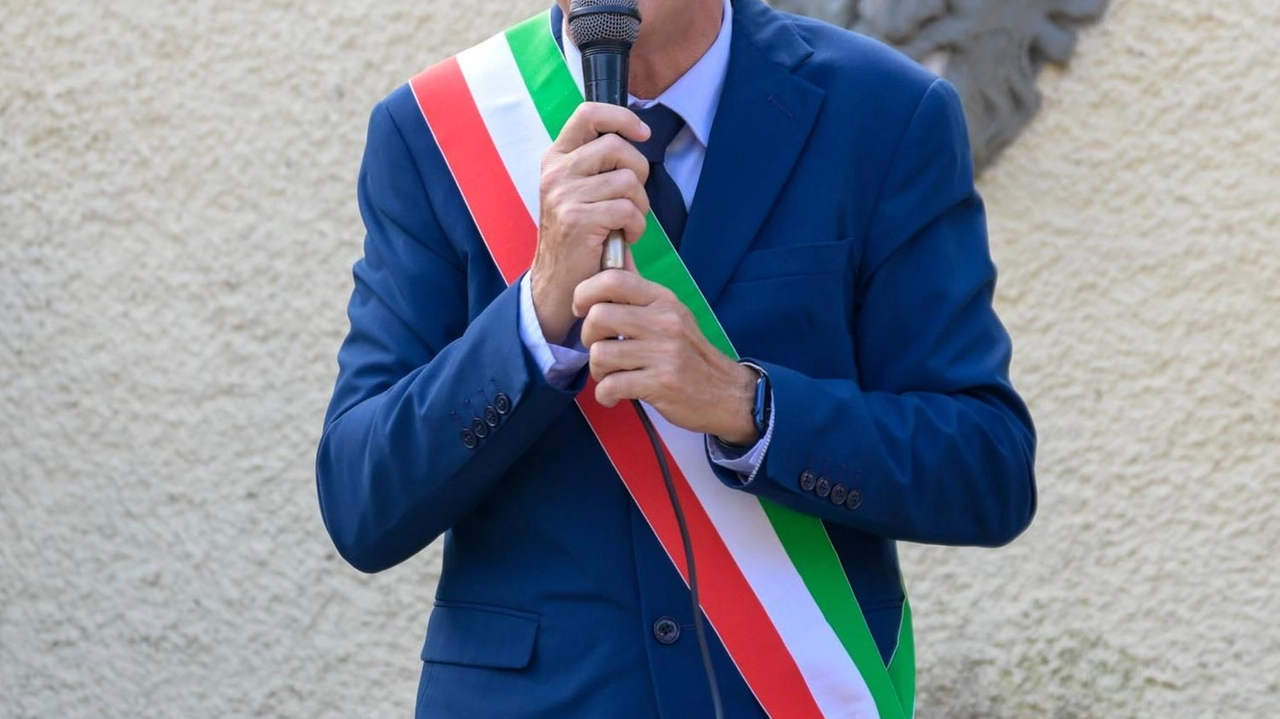 Il sindaco di Reggello Piero Giunti dopo l’ok al bilancio ha detto che la priorità della giunta è garantire servizi sociali di qualità e in quantità adeguata (FotocronacheGermogli) Il sindaco di Reggello Piero Giunti dopo l’ok al bilancio ha detto che la priorità della giunta è garantire servizi sociali di qualità e in quantità adeguata (FotocronacheGermogli)